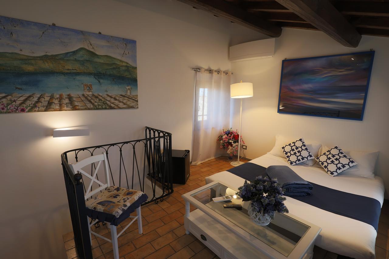 Atlantis Inn Castelgandolfo กัสเตลกันดอลโฟ ภายนอก รูปภาพ