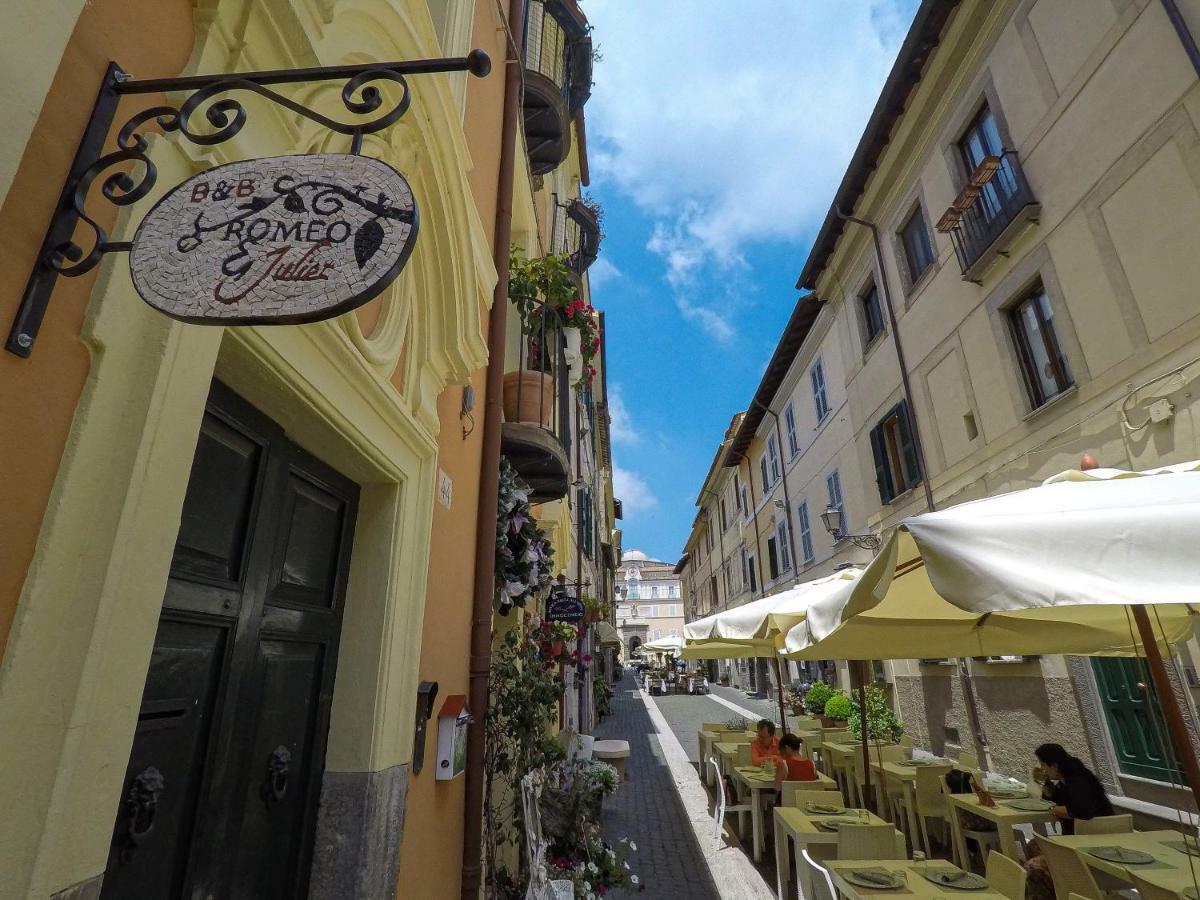 Atlantis Inn Castelgandolfo กัสเตลกันดอลโฟ ภายนอก รูปภาพ